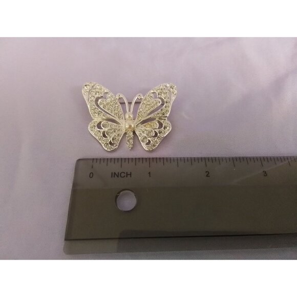 Vintage Silver Tone Butterfly Brooch With Rhinestones & Faux Pearl Accent - Picture 3 of 3